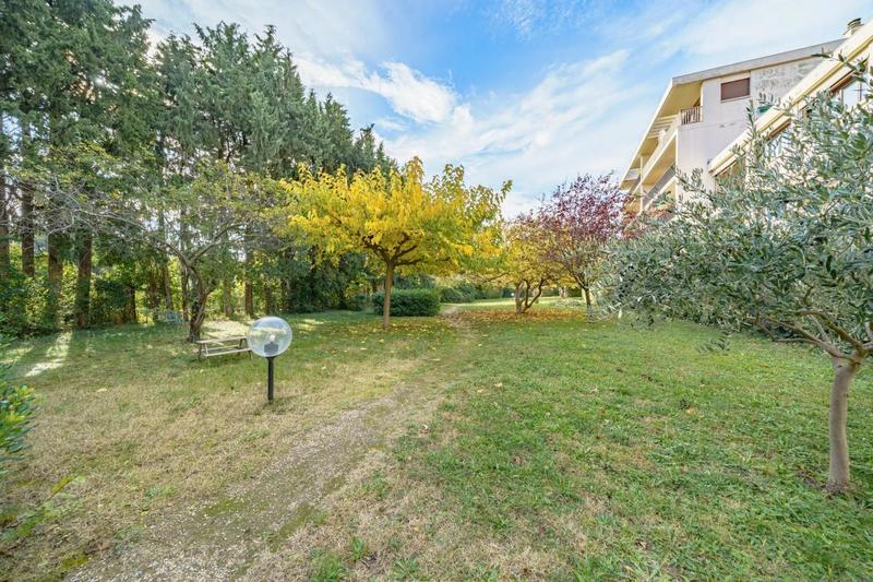 Appartement - 100 m² - 4 pièces