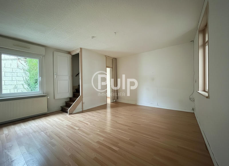 Maison - 75 m² - 5 pièces