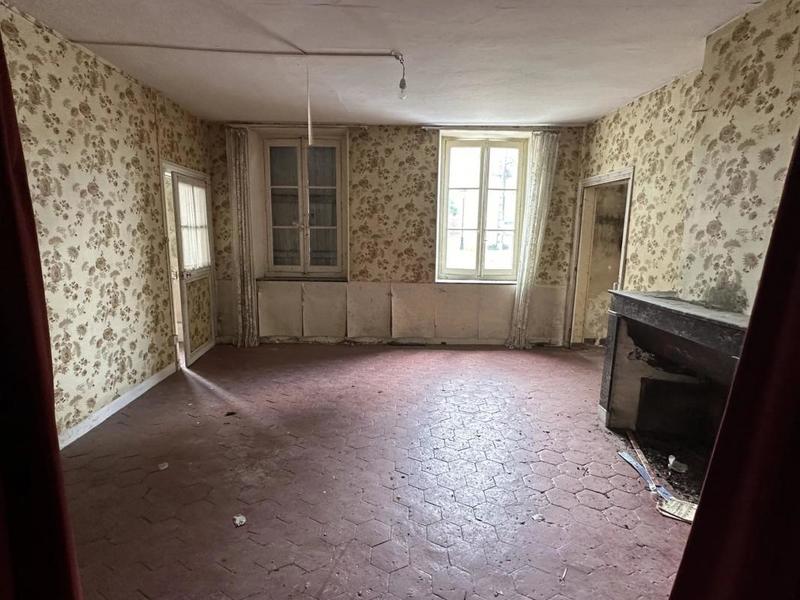 Propriété - 385 m² - 10 pièces
