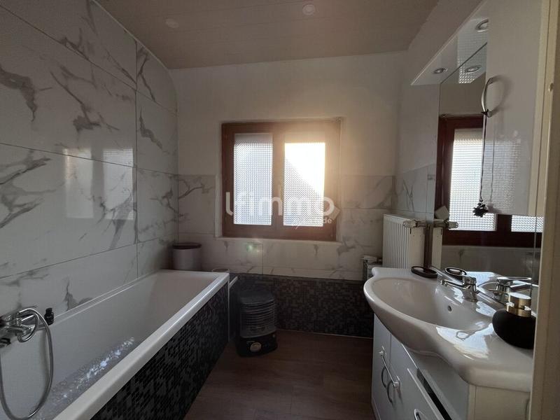 Maison - 120 m² - 4 pièces