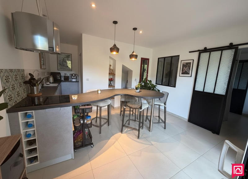 Maison - 165 m² - 6 pièces