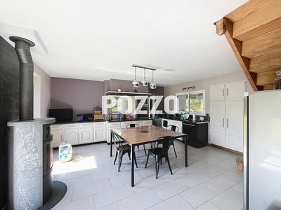 Maison - 160 m² - 6 pièces