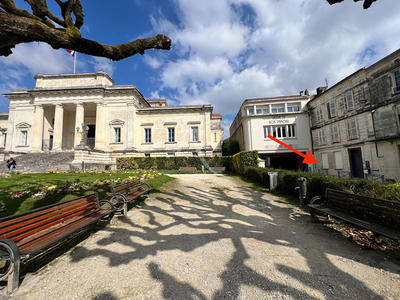 Bureau - 97 m² - 5 pièces