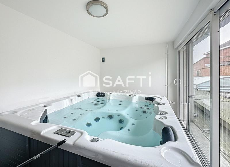 Maison - 170 m² - 8 pièces