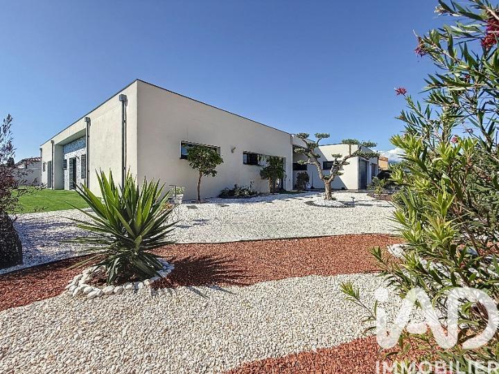 Maison - 259 m² - 5 pièces