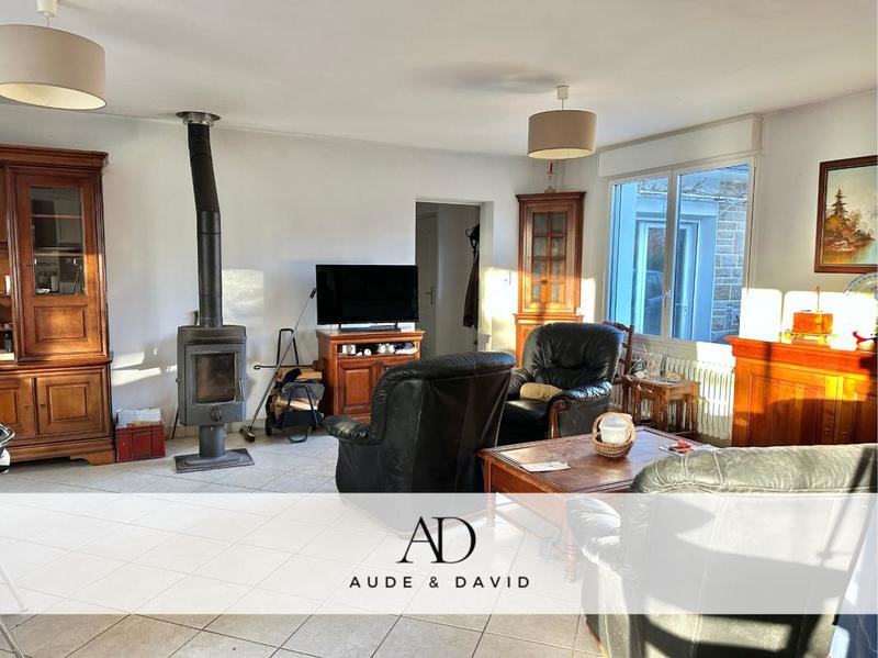 Maison - 230 m² - 8 pièces