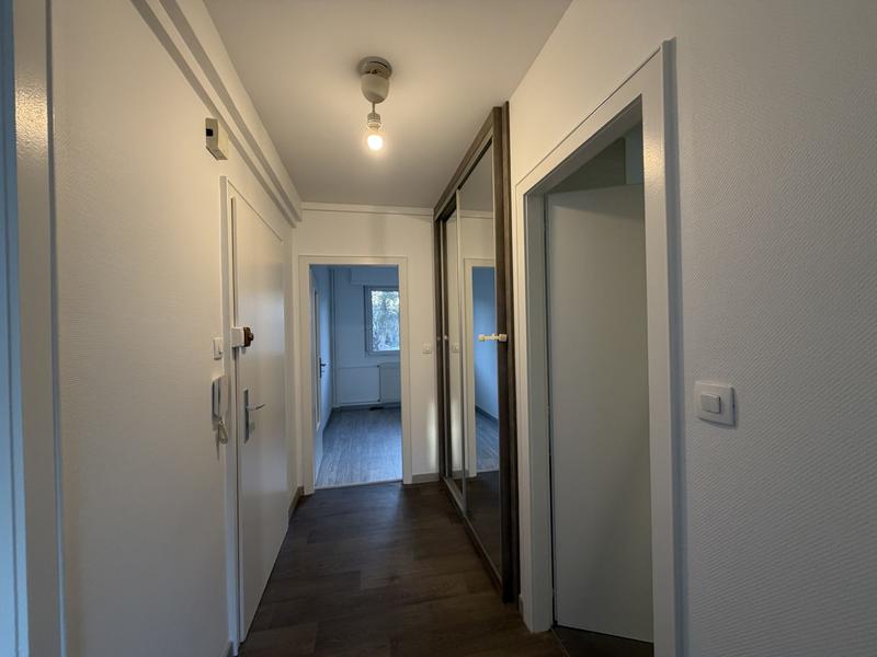 Appartement - 60 m² - 2 pièces
