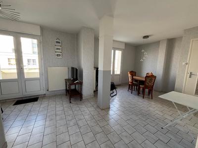 Appartement - 50 m² - 3 pièces