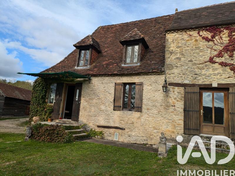 Maison - 217 m² - 6 pièces