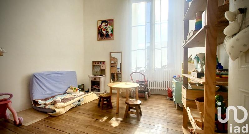 Maison - 182 m² - 10 pièces