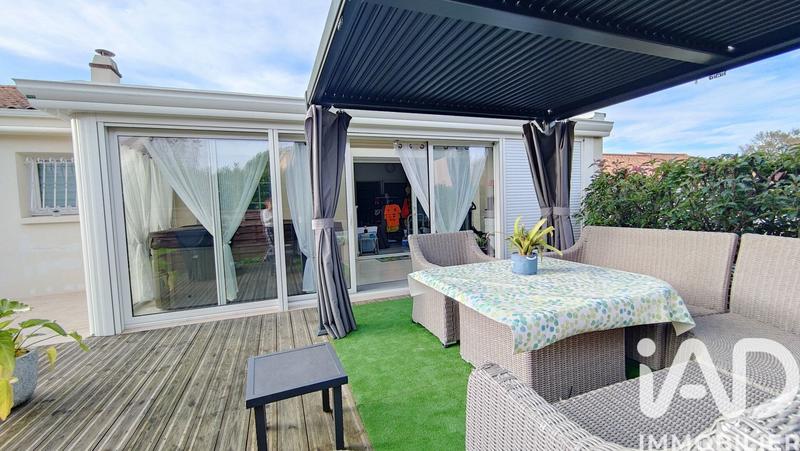 Maison - 122 m² - 5 pièces