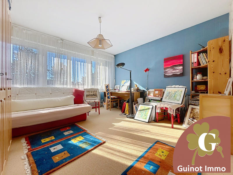 Maison - 188 m² - 8 pièces