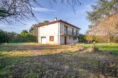 Maison - 111 m² - 4 pièces