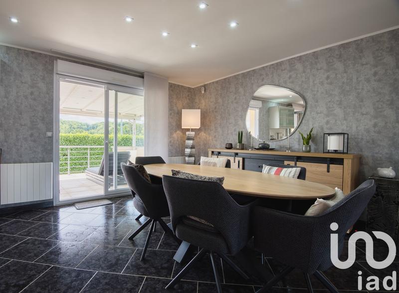 Maison - 175 m² - 7 pièces