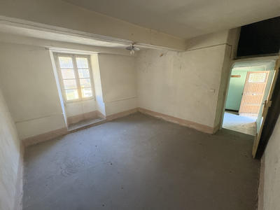 Maison de village - 75 m² - 5 pièces