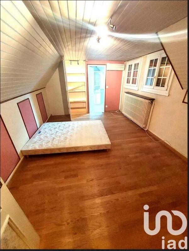 Maison - 141 m² - 6 pièces