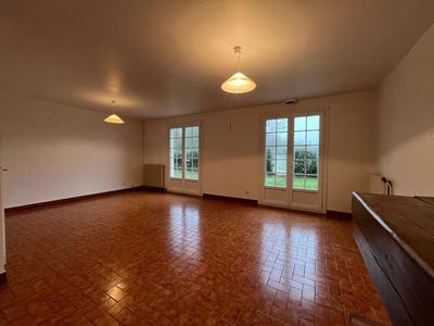 Maison - 99 m² - 4 pièces