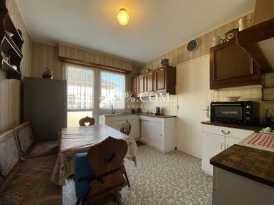 Maison - 122 m² - 5 pièces