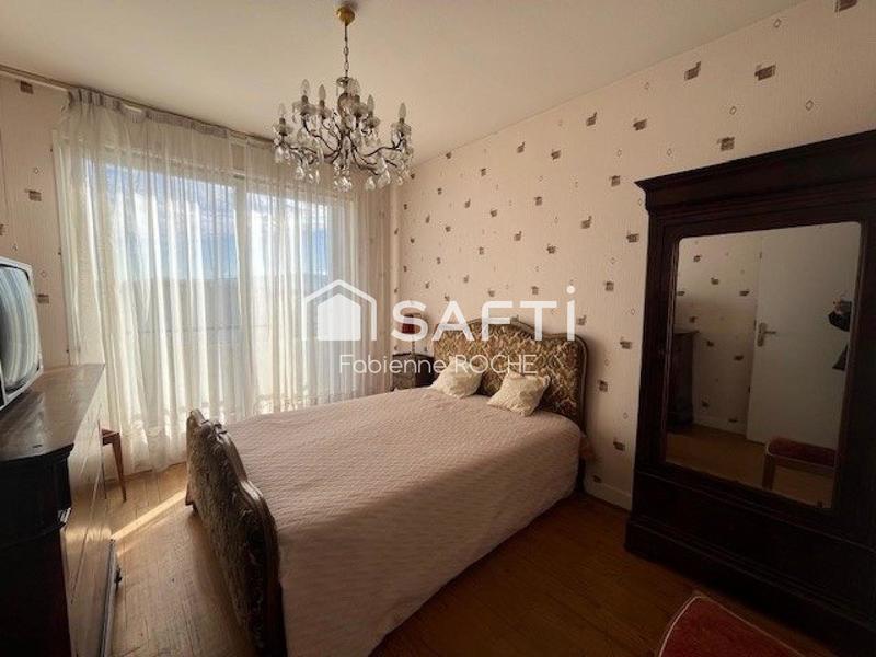 Appartement - 93 m² - 4 pièces