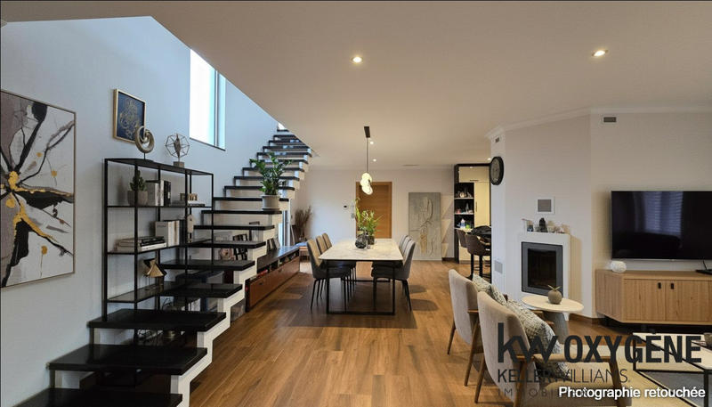 Maison - 127 m² - 5 pièces