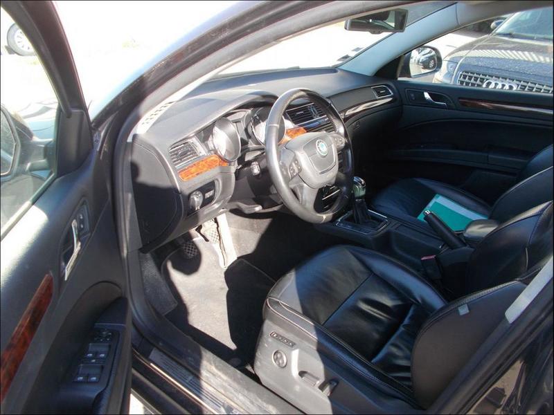 Skoda Superb Praha 2.0 Tdi 140 Cv