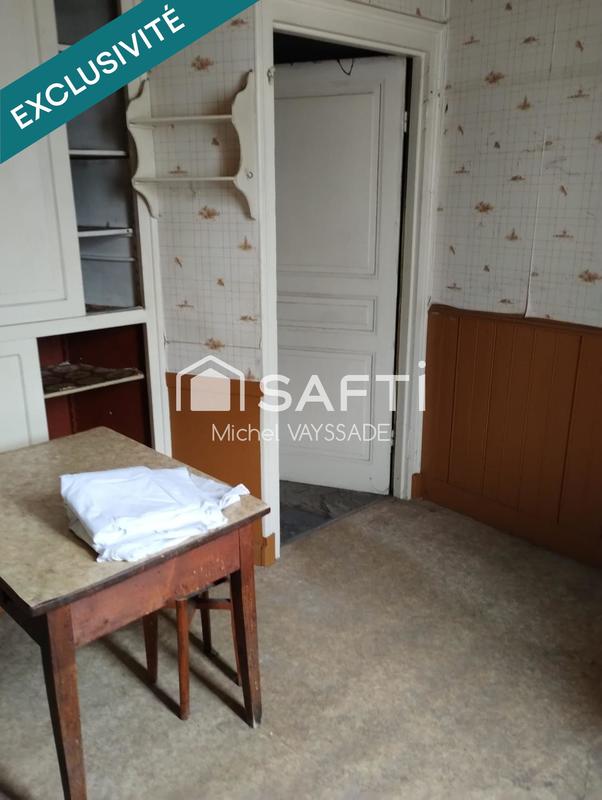 Maison - 180 m² - 10 pièces