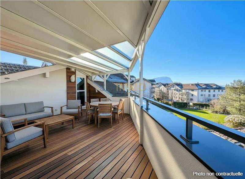 Appartement - 96 m² - 3 pièces