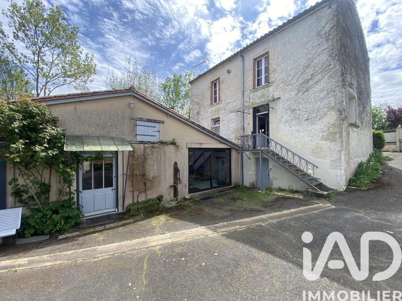 Maison de village - 90 m² - 3 pièces