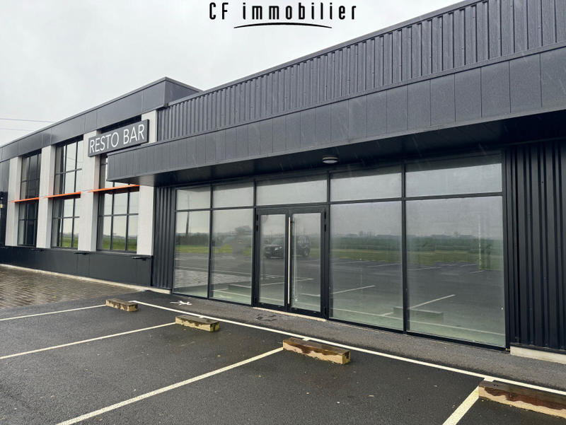 Local commercial - 145 m² - 1 pièce