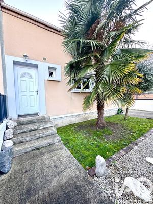 Maison - 90 m² - 4 pièces