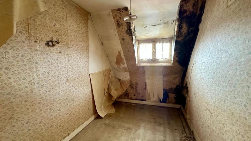 Maison - 135 m² - 6 pièces