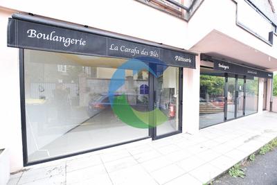 Local commercial - 92 m² - 2 pièces
