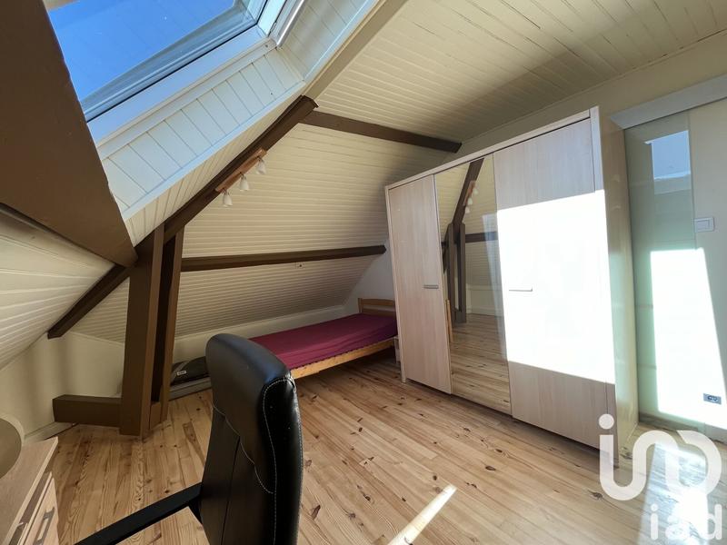 Maison - 180 m² - 7 pièces