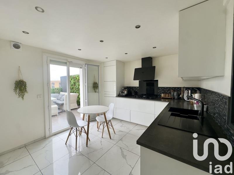 Maison - 159 m² - 6 pièces