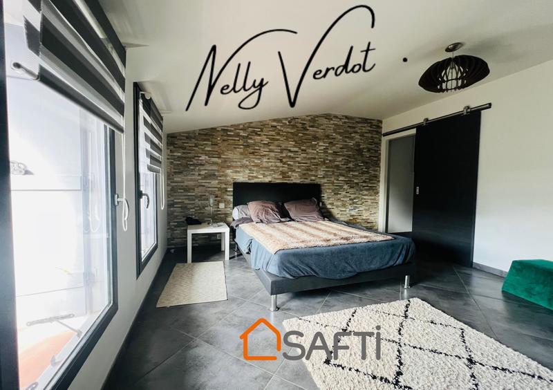 Maison - 224 m² - 7 pièces