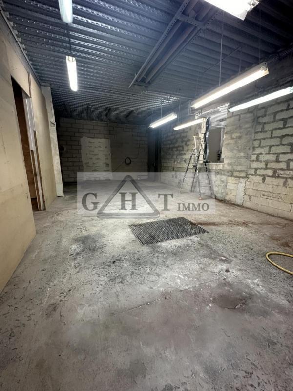 Entrepôt - 480 m²