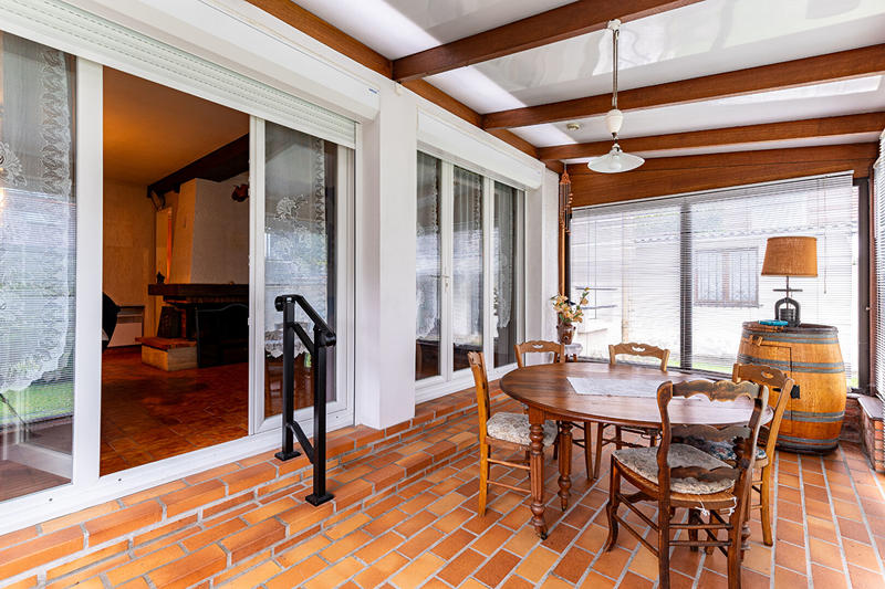 Maison - 1 m² - 5 pièces