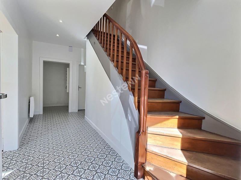 Maison - 127 m² - 6 pièces