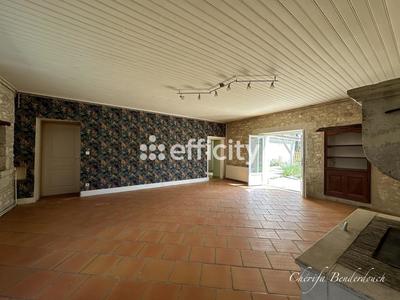 Maison en pierre - 147 m² - 8 pièces