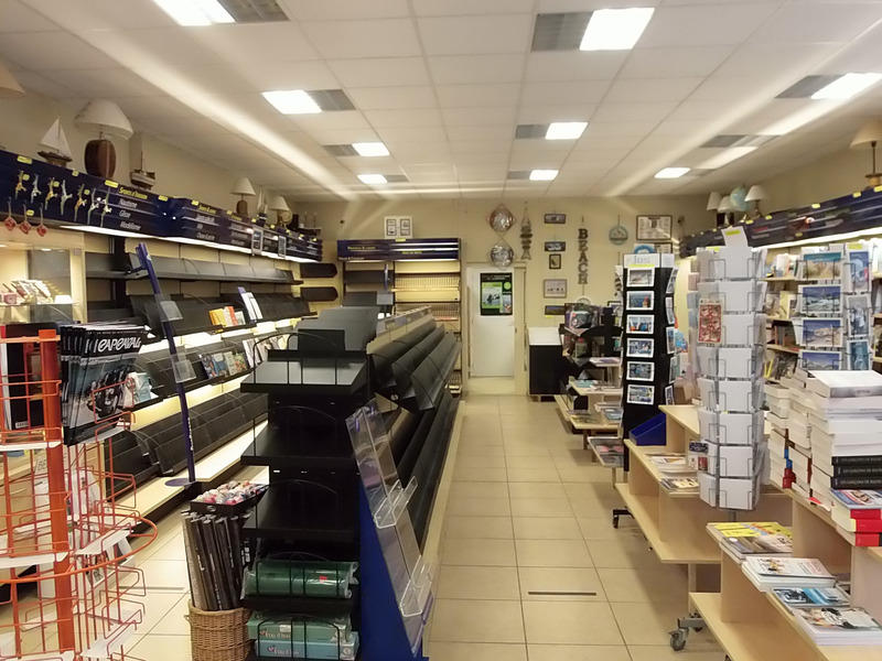 Local commercial - 123 m² - 2 pièces