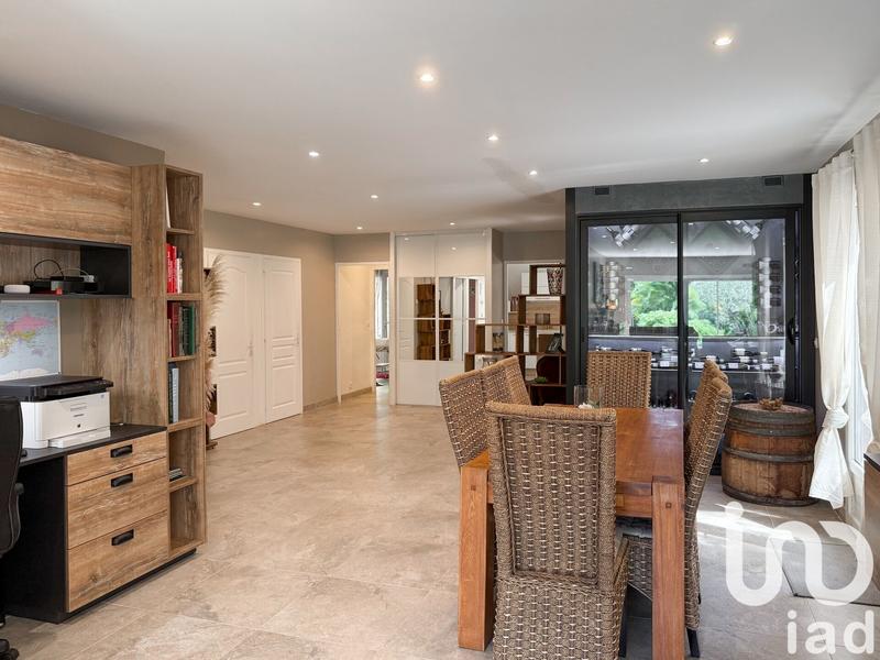 Maison - 297 m² - 10 pièces