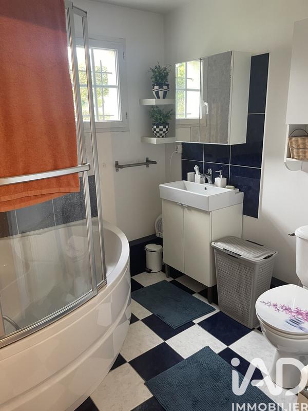 Maison - 184 m² - 6 pièces