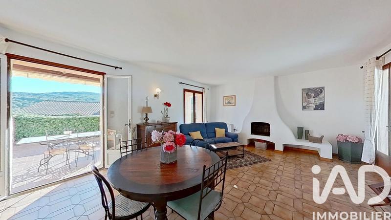 Maison - 100 m² - 6 pièces