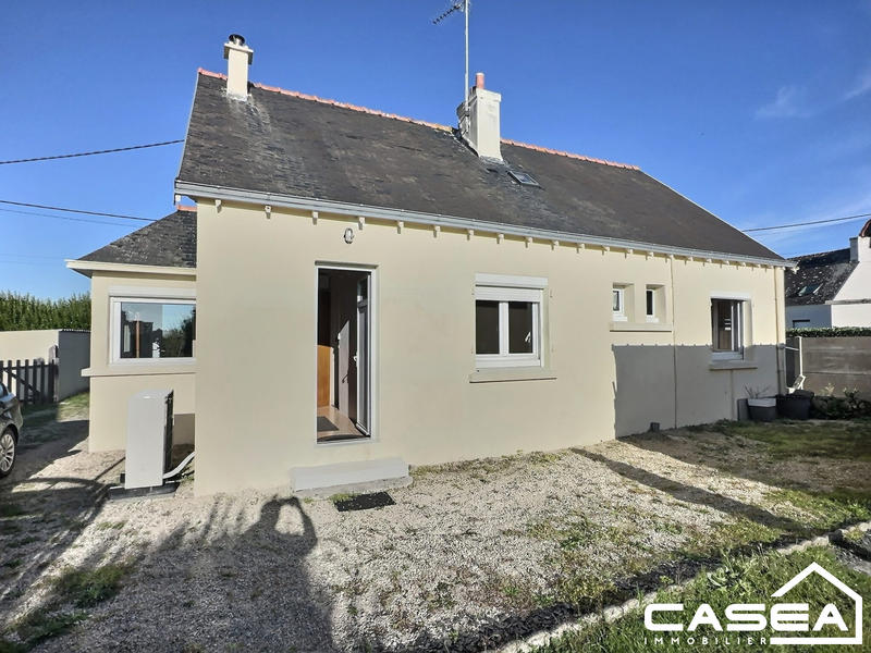 Maison traditionnelle - 82 m² - 4 pièces