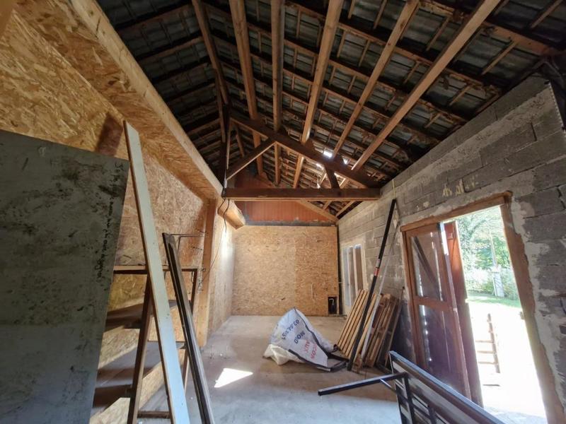 Immeuble - 180 m² - 9 pièces