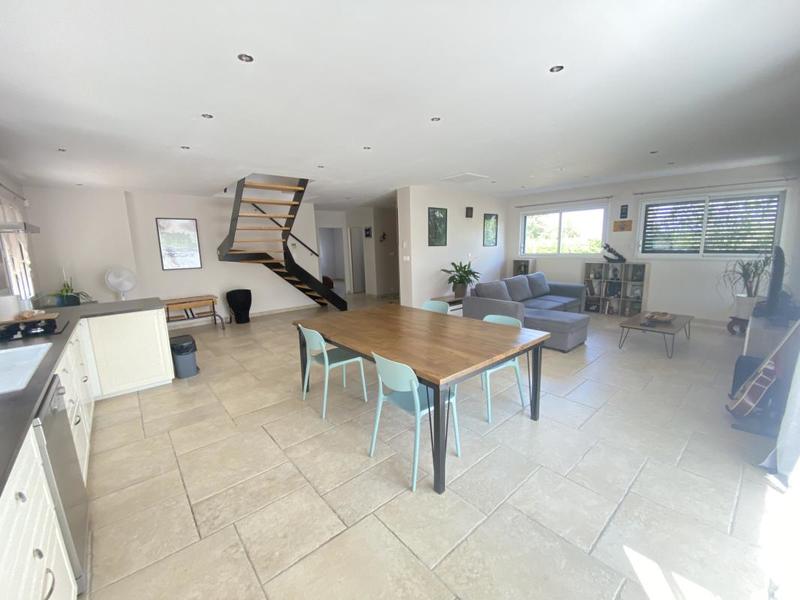 Villa - 140 m² - 5 pièces