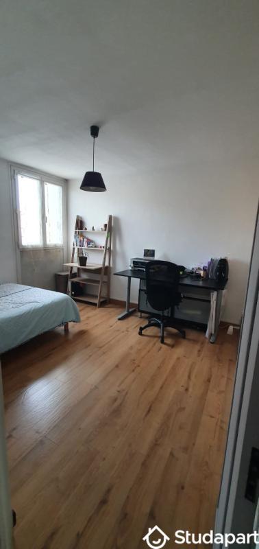 Chambre - 15 m² - 1 pièce