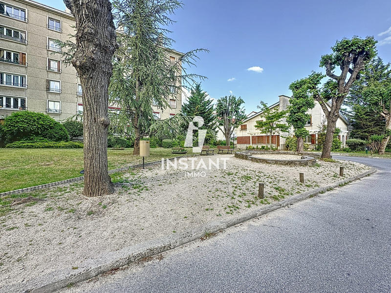 Appartement - 70 m² - 4 pièces