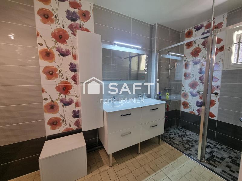 Maison - 257 m² - 9 pièces