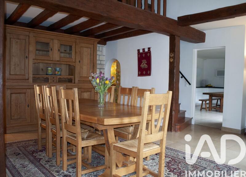 Maison - 298 m² - 14 pièces